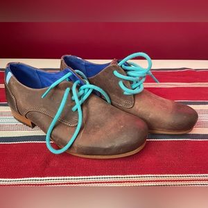 Fluevog Radio derbys